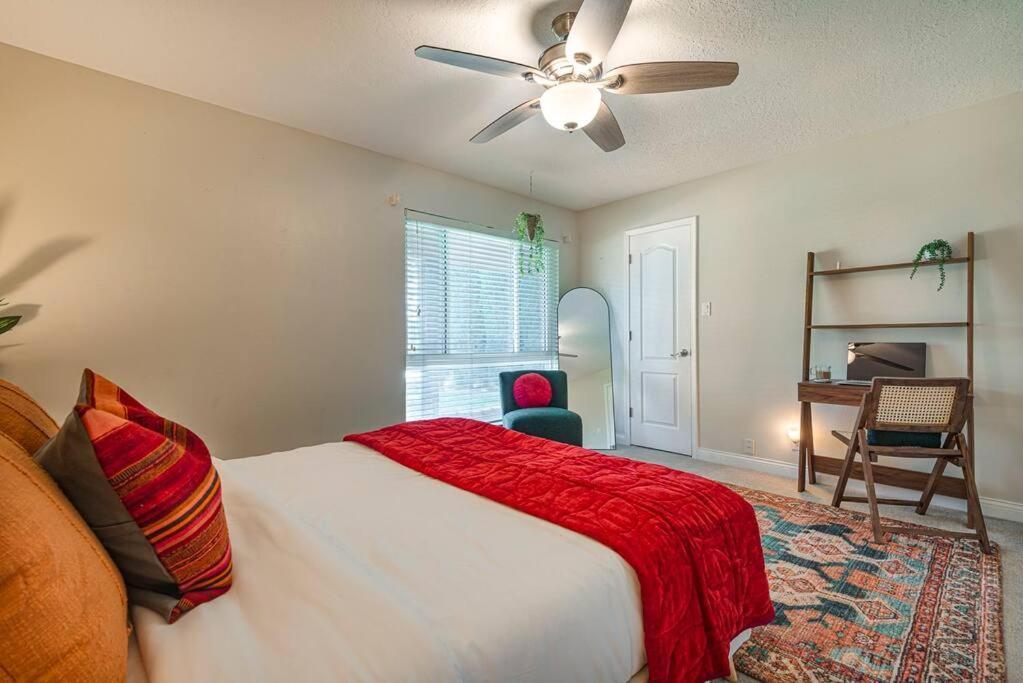 Chic 5 Bed Rooms Boho Retreat With - Games & Outdoor Movies! Albuquerque Exteriör bild